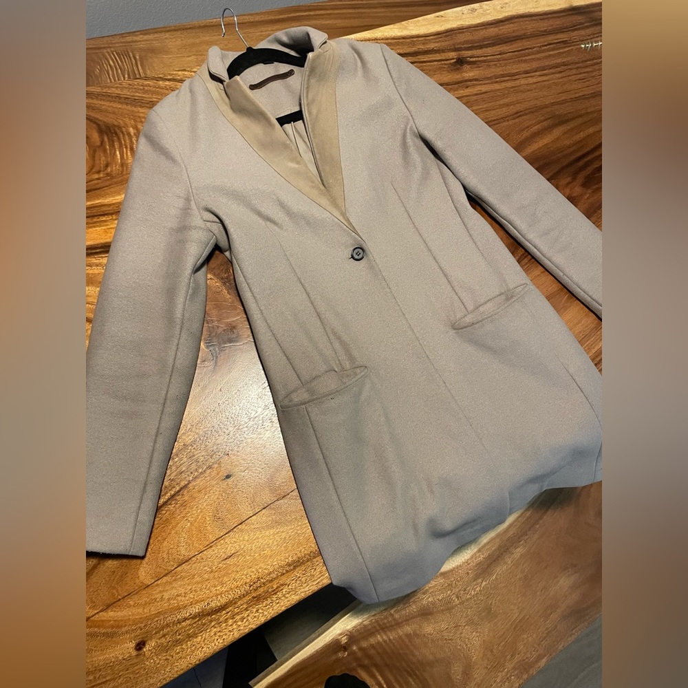 Leni Coat Size 6